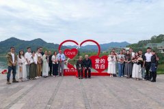 <b>安徽金寨：文明旅逛处处景 暖心办事不时正在</b>