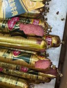 须眉称网购的双汇火腿肠被老鼠啃食